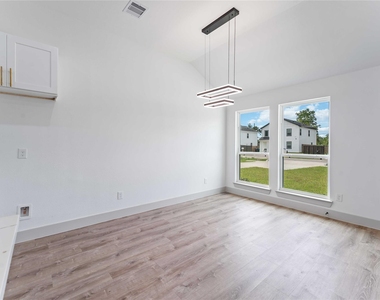 9001 Nyssa Street - Photo Thumbnail 10