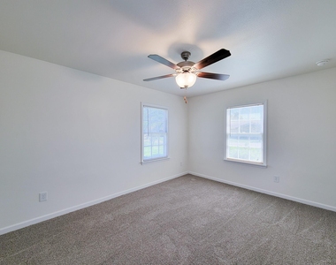 413 S Market Street - Photo Thumbnail 25
