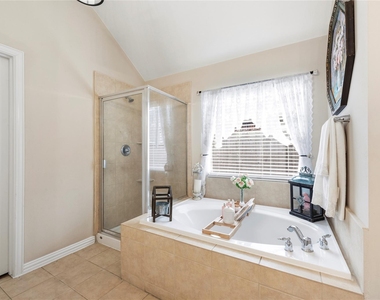 12323 E Elizabeth Shore Loop - Photo Thumbnail 23