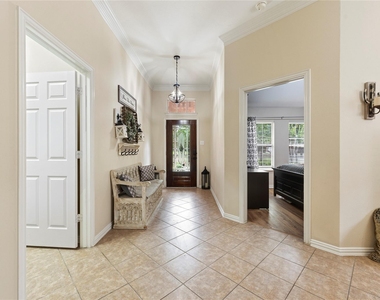 12323 E Elizabeth Shore Loop - Photo Thumbnail 9