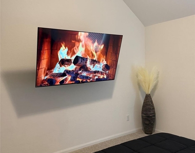 5012 Great Oaks Drive - Photo Thumbnail 15