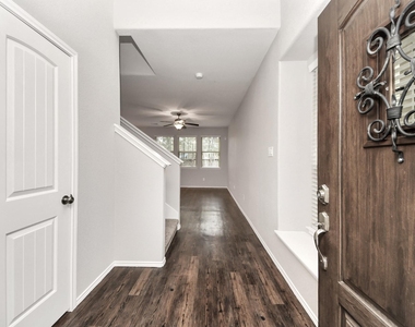 16130 Beachside Place - Photo Thumbnail 5