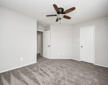 16130 Beachside Place - Photo Thumbnail 24