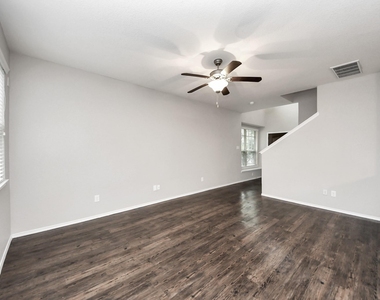 16130 Beachside Place - Photo Thumbnail 10