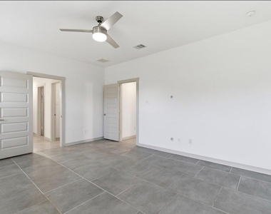 30034 Reagans Ranch Drive - Photo Thumbnail 17