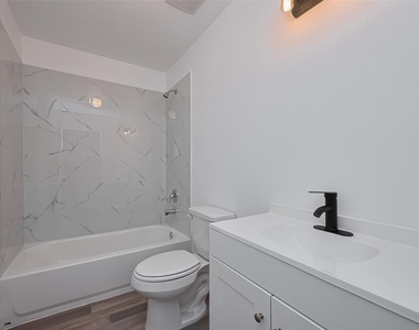 9005 Hilda Street - Photo Thumbnail 10