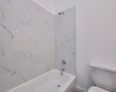 9005 Hilda Street - Photo Thumbnail 13