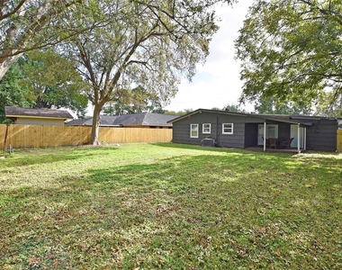 6330 Mobud Drive - Photo Thumbnail 18