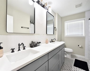 6330 Mobud Drive - Photo Thumbnail 14