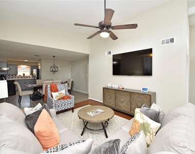 6330 Mobud Drive - Photo Thumbnail 8