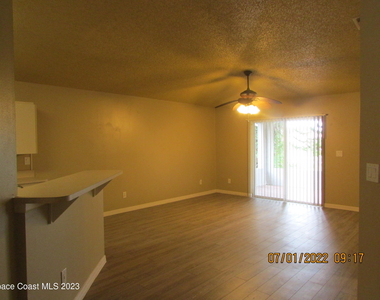 700 Benton Drive - Photo Thumbnail 12