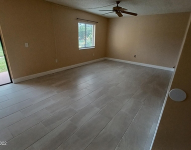 196 San Juan Circle - Photo Thumbnail 7