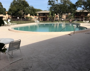 196 San Juan Circle - Photo Thumbnail 20