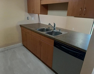 196 San Juan Circle - Photo Thumbnail 32
