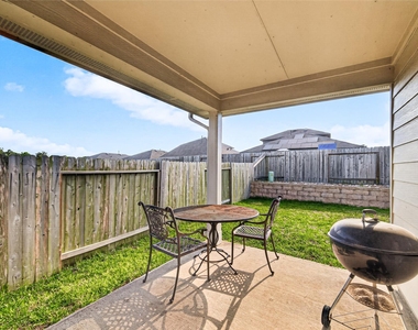 40347 Blossom Valley Lane - Photo Thumbnail 33
