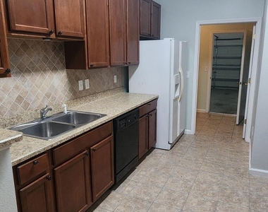 4047 Meander Place - Photo Thumbnail 10
