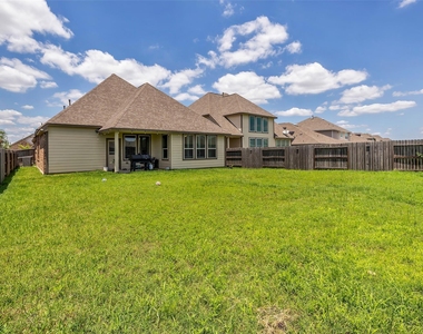 17330 Hartford Field Lane - Photo Thumbnail 25