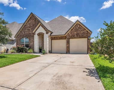 17330 Hartford Field Lane - Photo Thumbnail 1