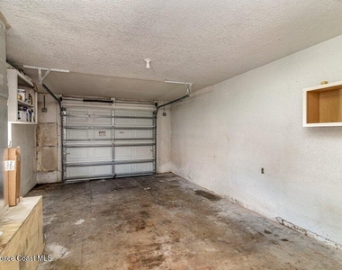 239 Glenwood Avenue - Photo Thumbnail 25
