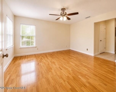 760 Wintergreen Lane - Photo Thumbnail 22