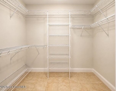 760 Wintergreen Lane - Photo Thumbnail 33