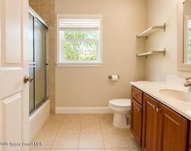 760 Wintergreen Lane - Photo Thumbnail 29