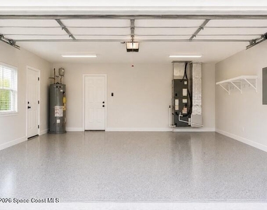 760 Wintergreen Lane - Photo Thumbnail 35