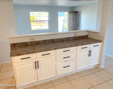 3020 Mary Street - Photo Thumbnail 4