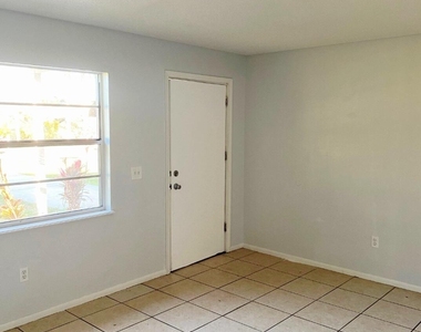 3020 Mary Street - Photo Thumbnail 25