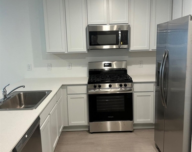 29035 Pearl Barley Way - Photo Thumbnail 6