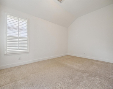 3114 Red Agave Lane - Photo Thumbnail 12