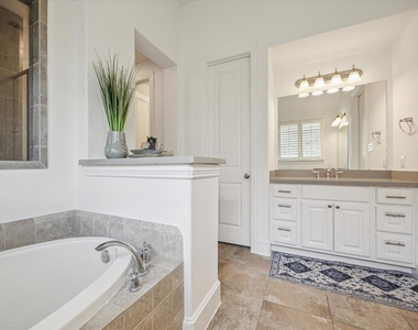 3114 Red Agave Lane - Photo Thumbnail 10