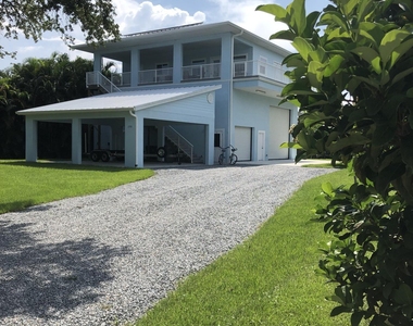 1555 S Banana River Drive - Photo Thumbnail 28