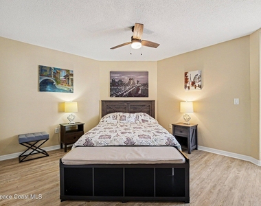 820 Del Rio Way - Photo Thumbnail 10