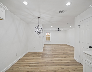 4154 Erby Street - Photo Thumbnail 10