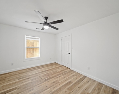 4154 Erby Street - Photo Thumbnail 11