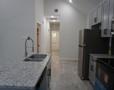 9868 Arbor Oak - Photo Thumbnail 5
