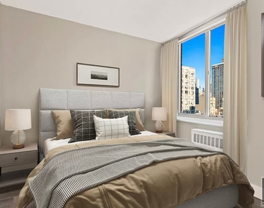Second Avenue - Photo Thumbnail 2