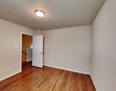 5923 Stockholm Court - Photo Thumbnail 19