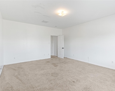 11017 Panther Court - Photo Thumbnail 32