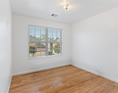 11017 Panther Court - Photo Thumbnail 17