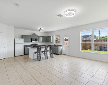 11017 Panther Court - Photo Thumbnail 6