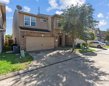 11017 Panther Court - Photo Thumbnail 1