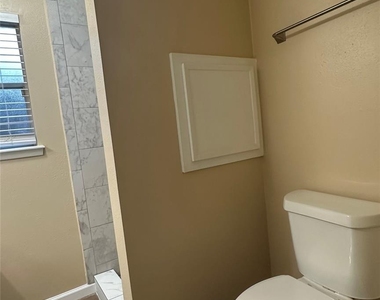 11503 Briar Forest Drive - Photo Thumbnail 33