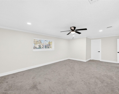 535 Elton Street - Photo Thumbnail 1