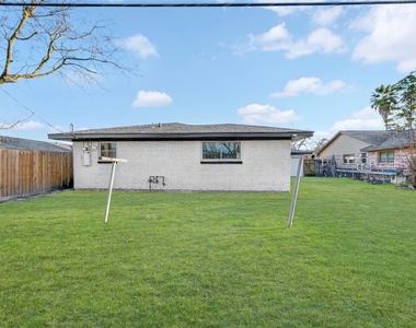 535 Elton Street - Photo Thumbnail 14