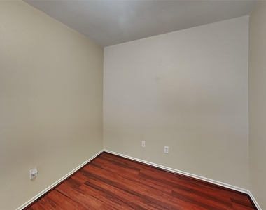 16650 Beckland Lane - Photo Thumbnail 16