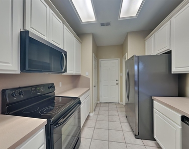 16650 Beckland Lane - Photo Thumbnail 1