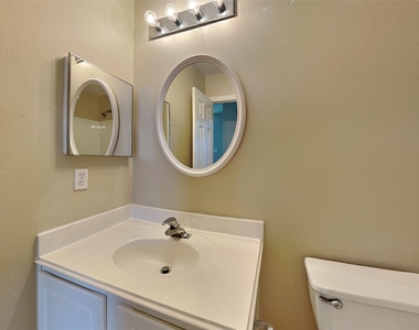 16650 Beckland Lane - Photo Thumbnail 13
