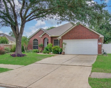 18223 Heathridge Lane - Photo Thumbnail 1